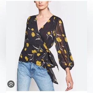 Joie
Bishop Sleeve Wrap Top